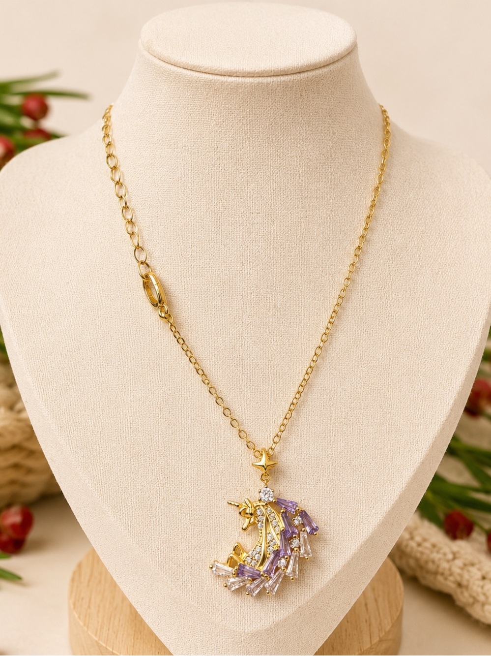 Elegant Gold Unicorn Pendant Necklace steel 316L
